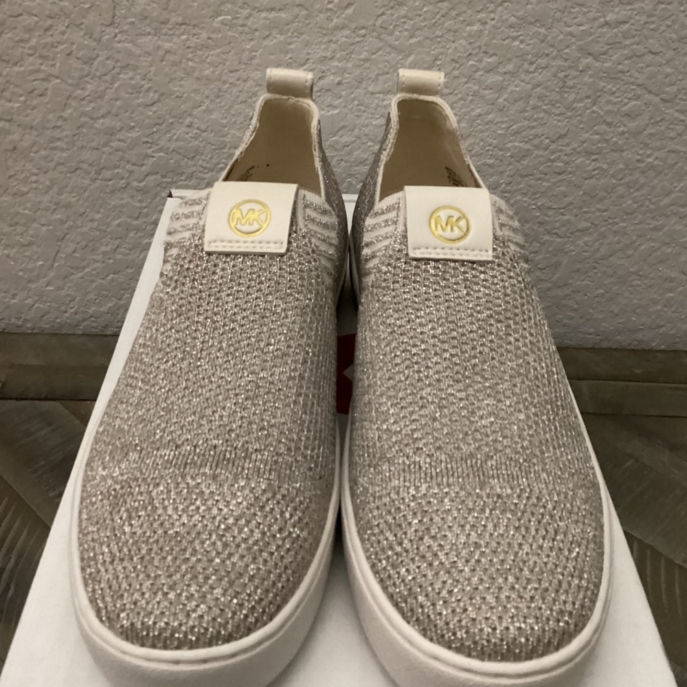 MICHAEL MICHAEL KORS Women's Juno Knit Slip-On Sneakers, size 7.5 - Picture 9 of 10